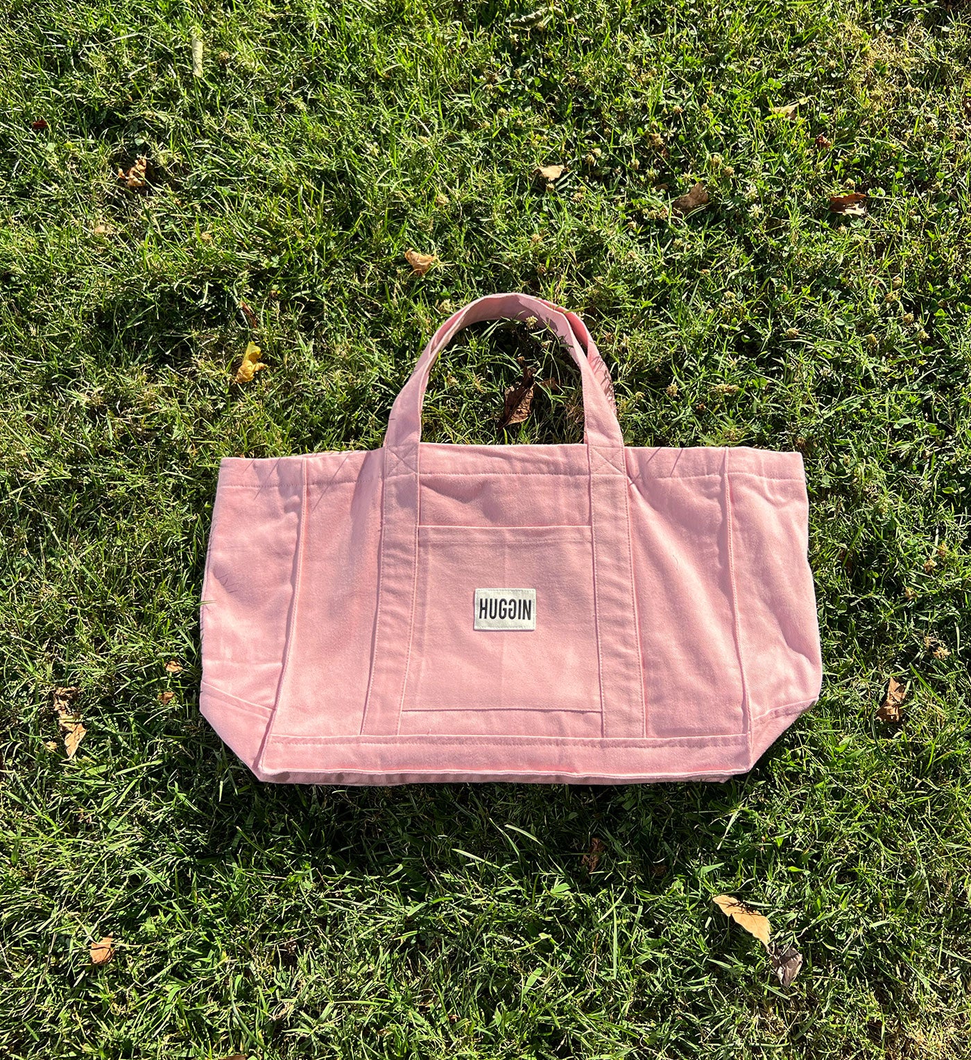 Pembe Tote Bag